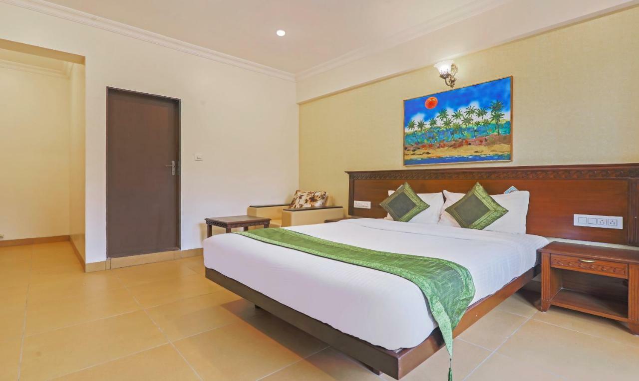 Treebo Premium Dona Eliza, 700 Metres From Calangute Beach Ngoại thất bức ảnh