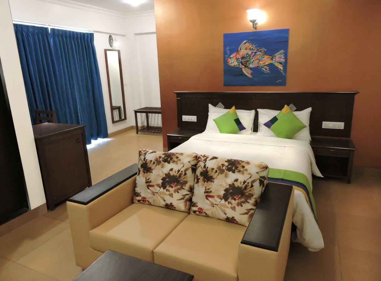 Treebo Premium Dona Eliza, 700 Metres From Calangute Beach Ngoại thất bức ảnh
